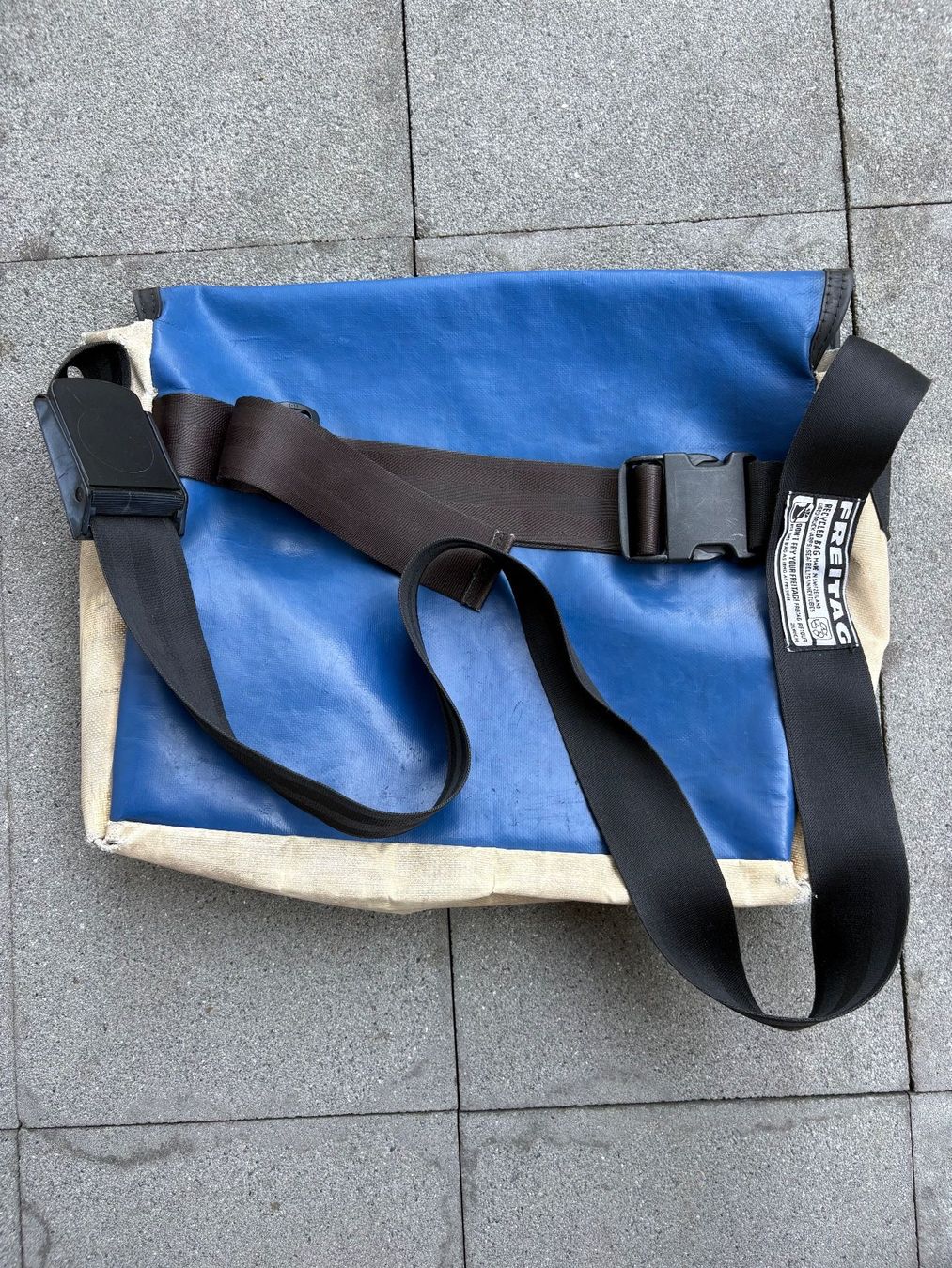 Freitag Taschen: FREITAG Umhängetasche – Gebraucht aus Zürich von grace_li 4