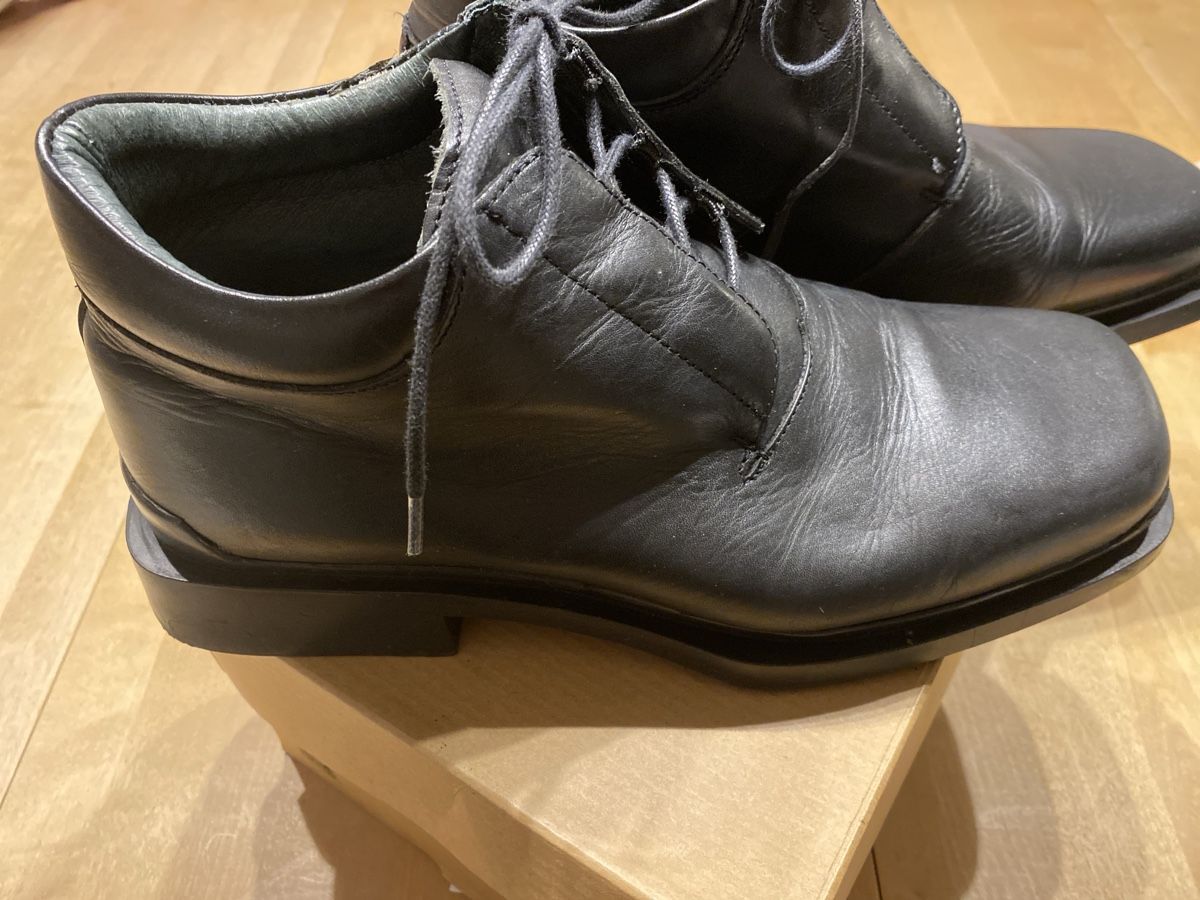 Scarpe da uomo: Schwarze Herren Schuhe Gr. 43, Leder – Nuovo (secondo la descrizione) da Wetzikon ZH venduto da purple_44 1