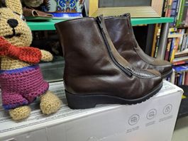Damen Stiefel braun Leder Mix Grösse 39 guter Zustand