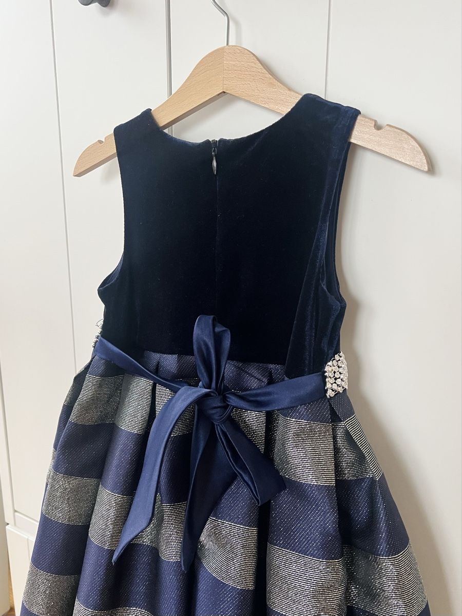 Vestiti & Gonne: 104 Kleid marine blau elegant – Nuovo (secondo la descrizione) da Burgdorf venduto da rulan 1