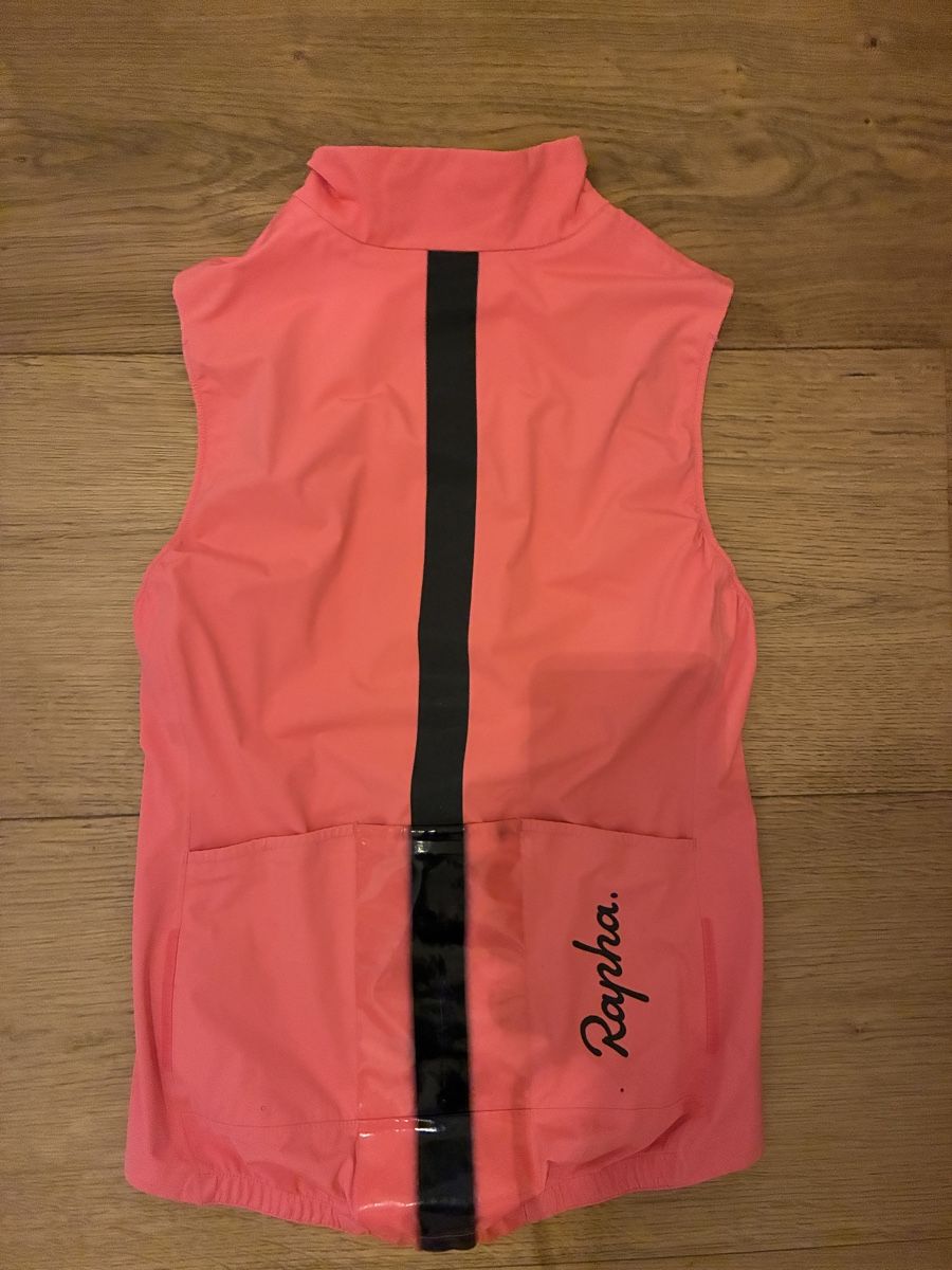 Rapha Gilets & Westen: Rapha Radweste Damen Grösse s pink – Gebraucht aus Römerswil LU von nadj27 2
