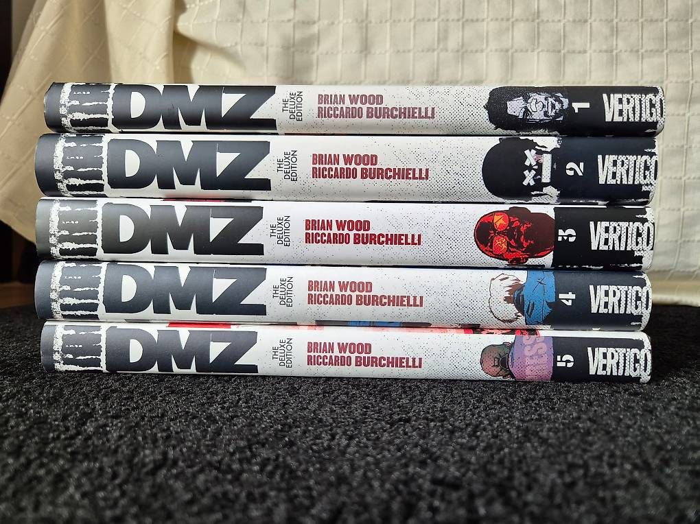 Fumetti: DMZ - Deluxe Edition - 1-5 kpl. – Usato da Flawil venduto da bloedmann1989 1