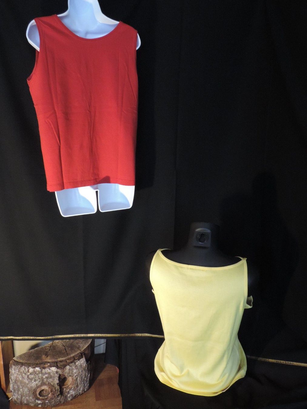 Lotti di vestiti: 2 débardeurs jaune rouge coton – Usato da Genève venduto da Axelle333 7