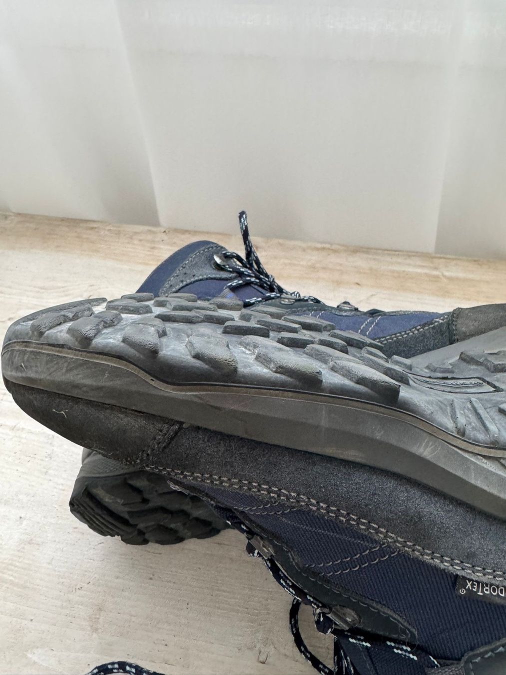Chaussures hommes: Wanderschuhe Gr.41 – D'occasion à Bünzen par Voegi8 5