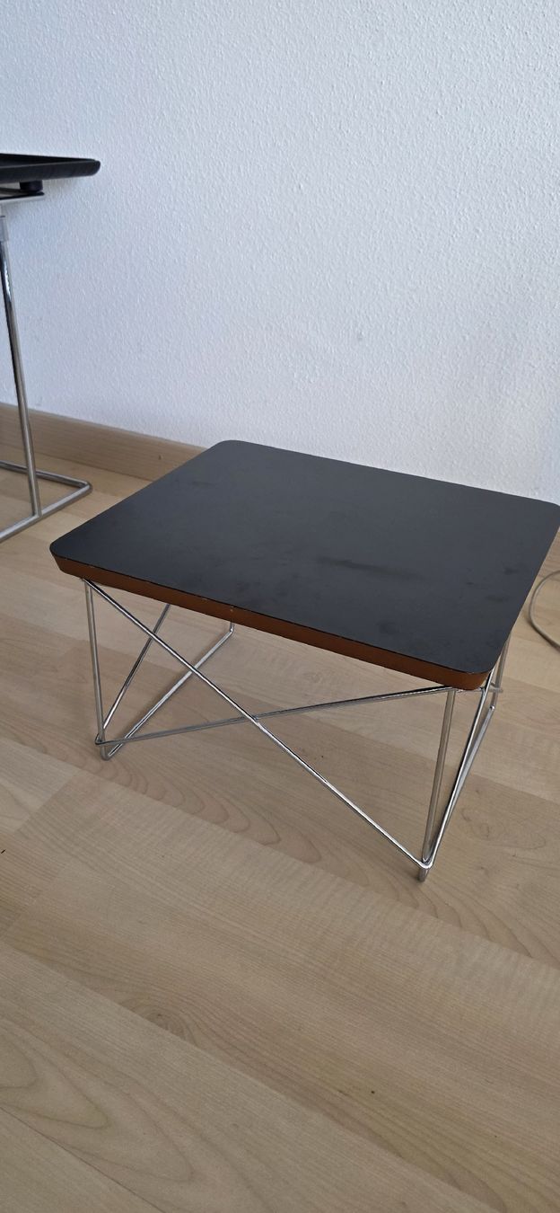 Tavoli: Vitra LTR Occasional Table, Charles & Ray Eames 1950, schwar – Usato da Basel venduto da Reto114