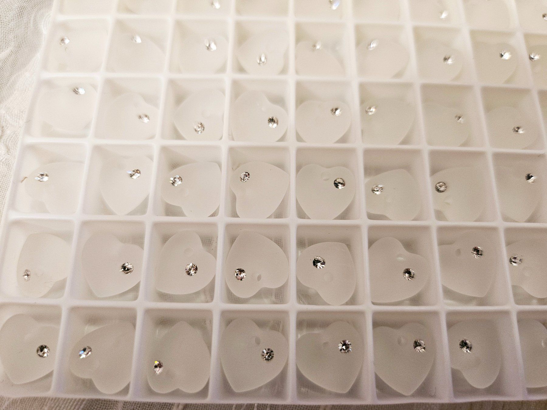 Perle (finte): Wunderschöne Swarovski Herz mit Strass 10x 9,7mm – Nuovo e nell'imballaggio originale da Dietikon venduto da Eleda 1