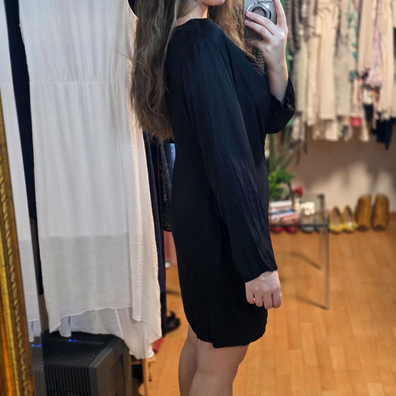 Vestiti: Elegantes schwarzes Kleid Drapierung Gr. L – Usato da Wald ZH venduto da CapLux 1