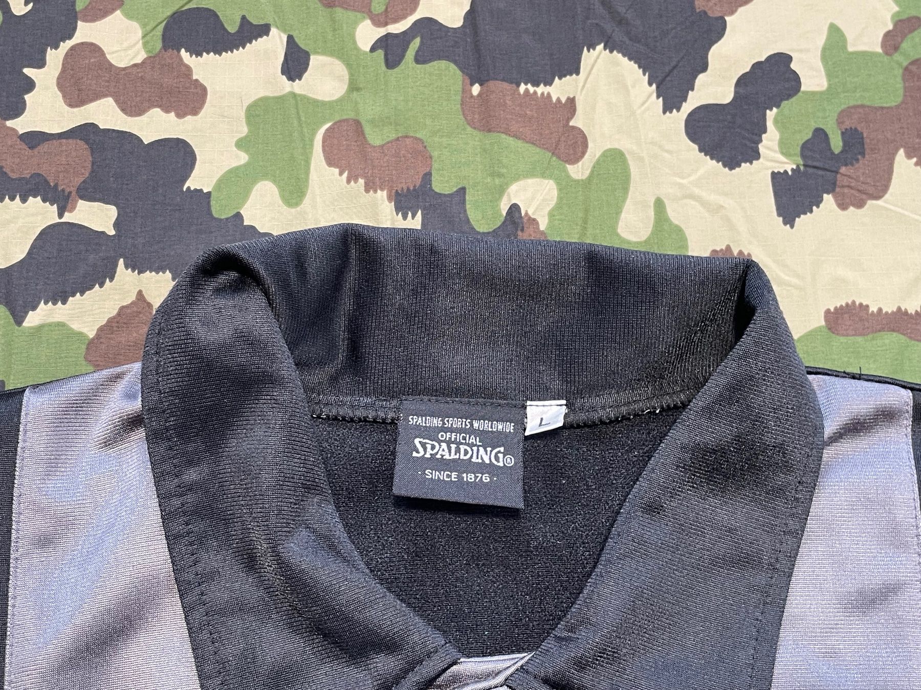 Giacche: Vintage 90s Spalding Jacket sz XL – Usato da Zürich venduto da le_souk 1