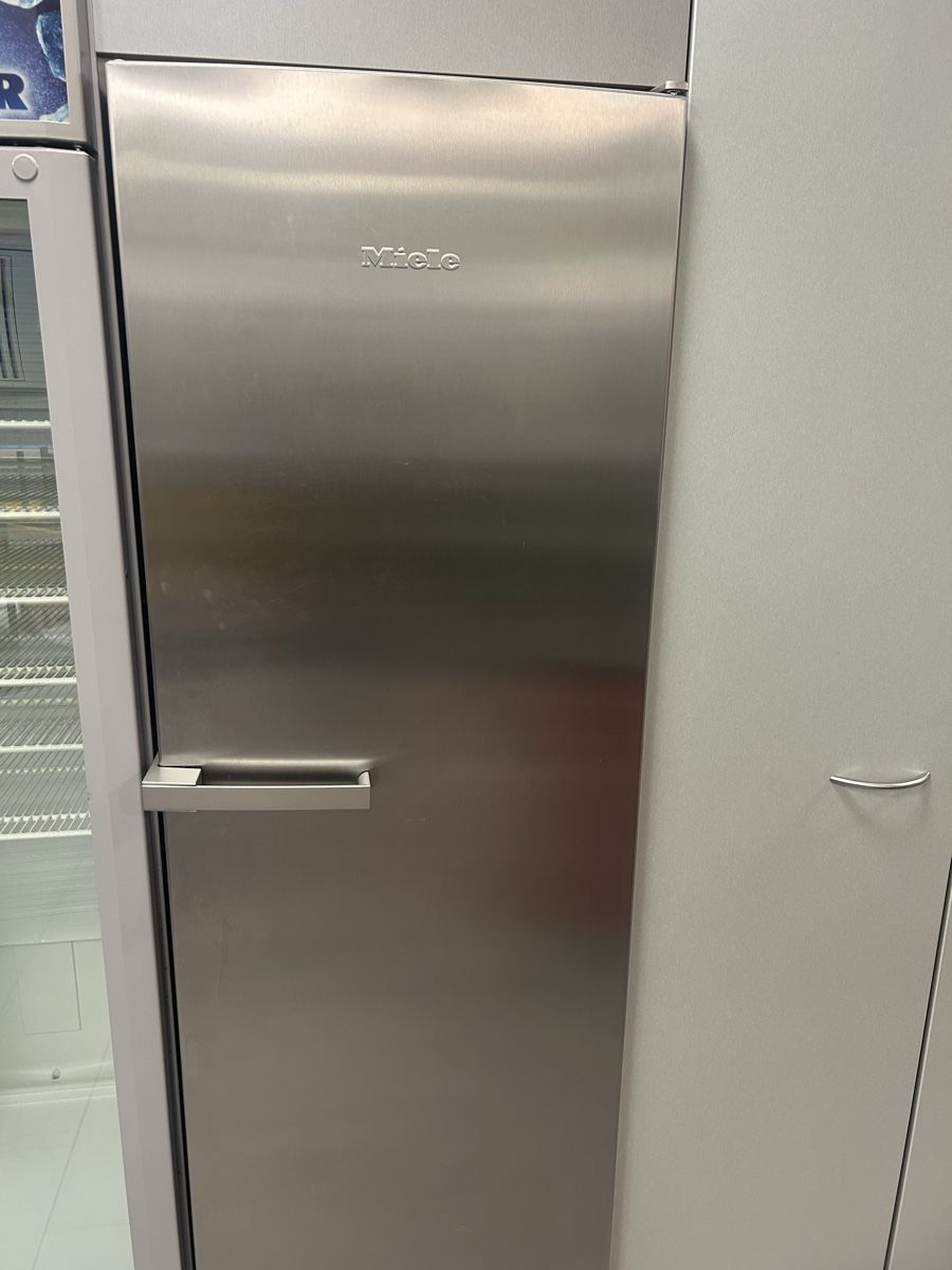 Congelatori: Gefrierschrank Miele – Usato da Stans venduto da Benzen 1