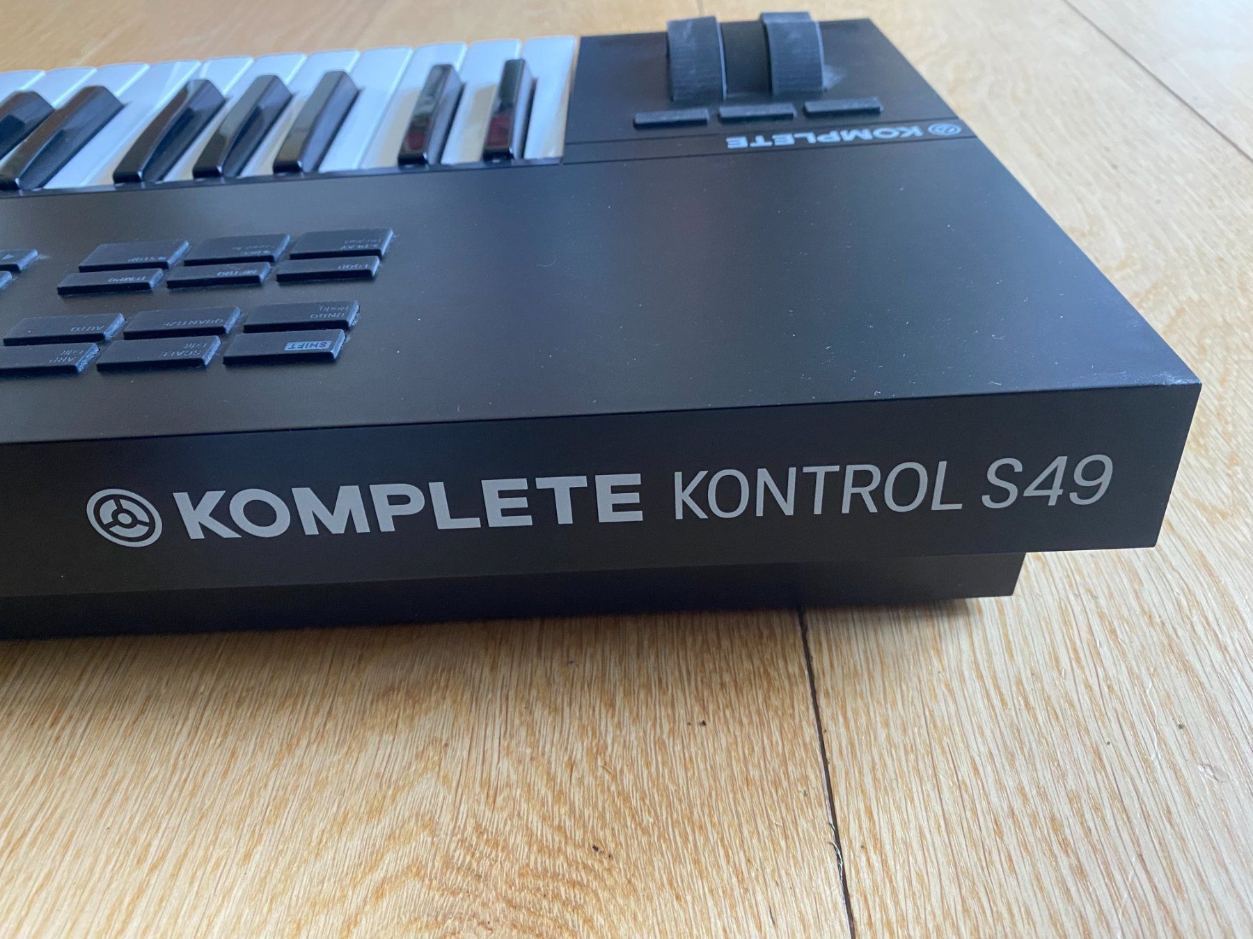 Sistema di controllo: Komplete Kontrol S49 + Komplete 13 Collector's Edition – Usato da Attalens venduto da sim_fpr7 1