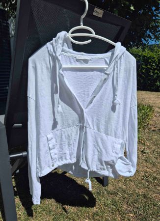 WEISSE STRICKJACKE von NILE Gr.S mit KAPUZE:) NP 189.-