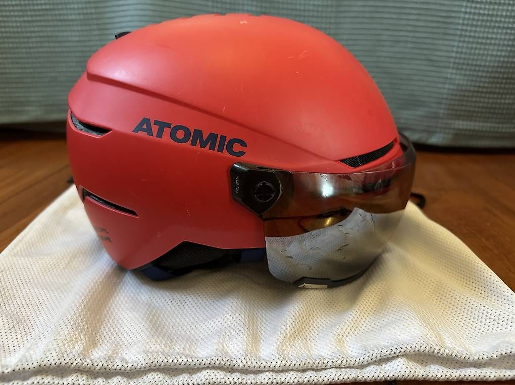 Caschi: ATOMIC Casque de ski S 51-55 cm – Usato da Crassier venduto da CocoChill 1