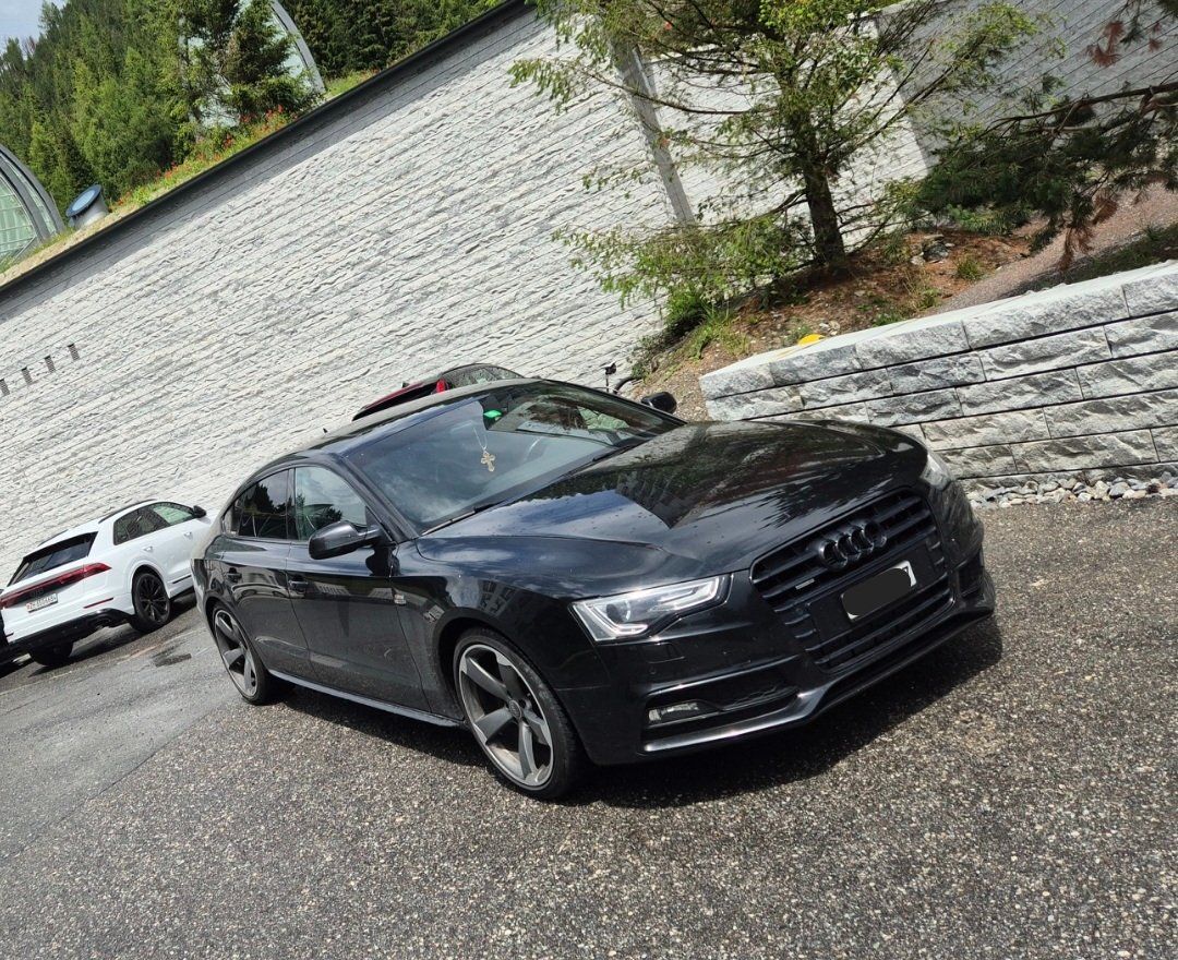 Audi Autos: Audi A5 3.0 quattro s-line – Gebraucht aus Arosa von sas_t6bj 5