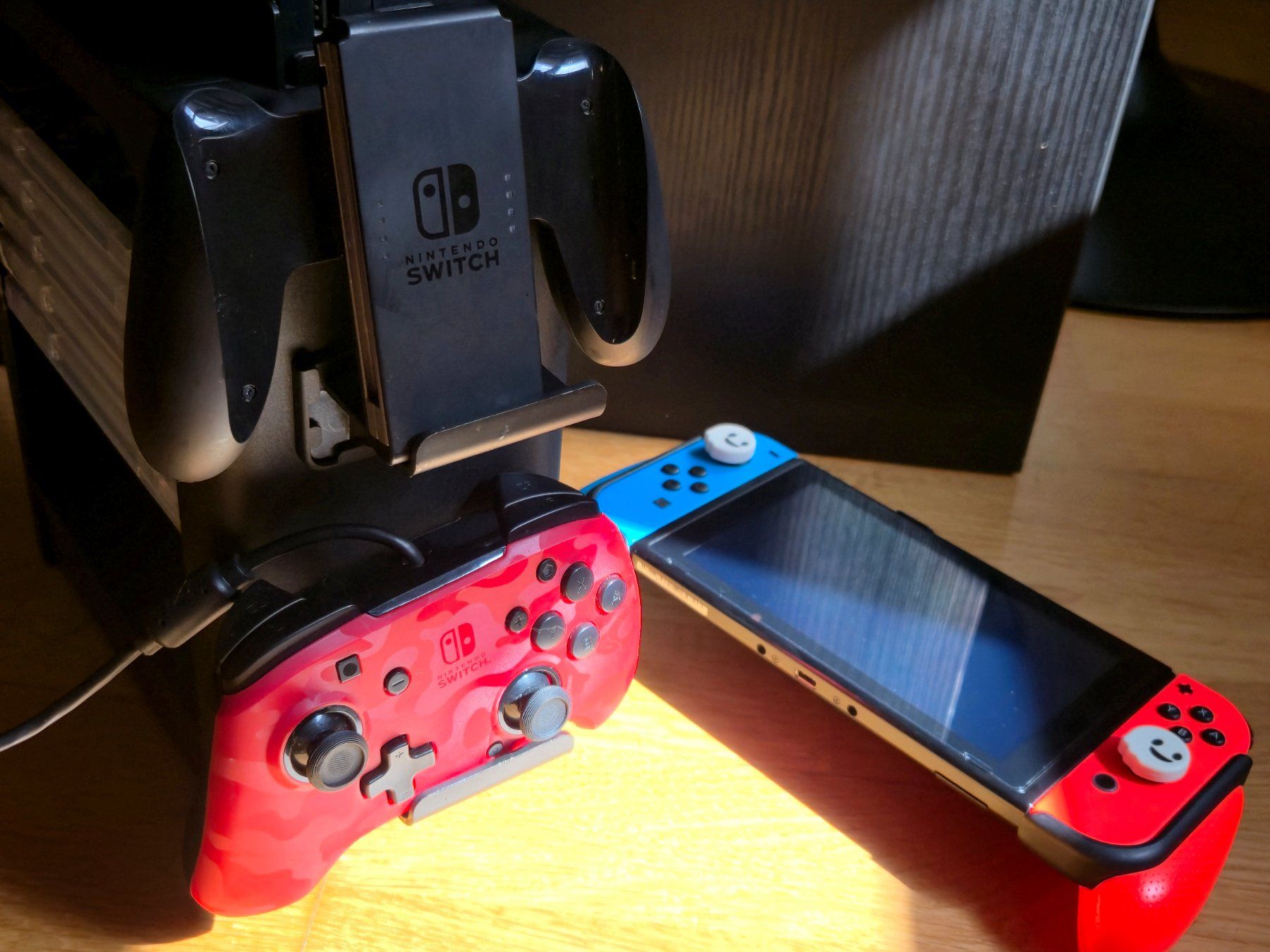 Nintendo Console: Nintendo Switch Bundle + Spiele + Pokémon Karmesin Limited – Usato da Biel/Bienne venduto da New_zs9k 3