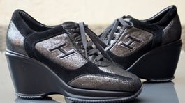 Hogan Sneakers  .36
