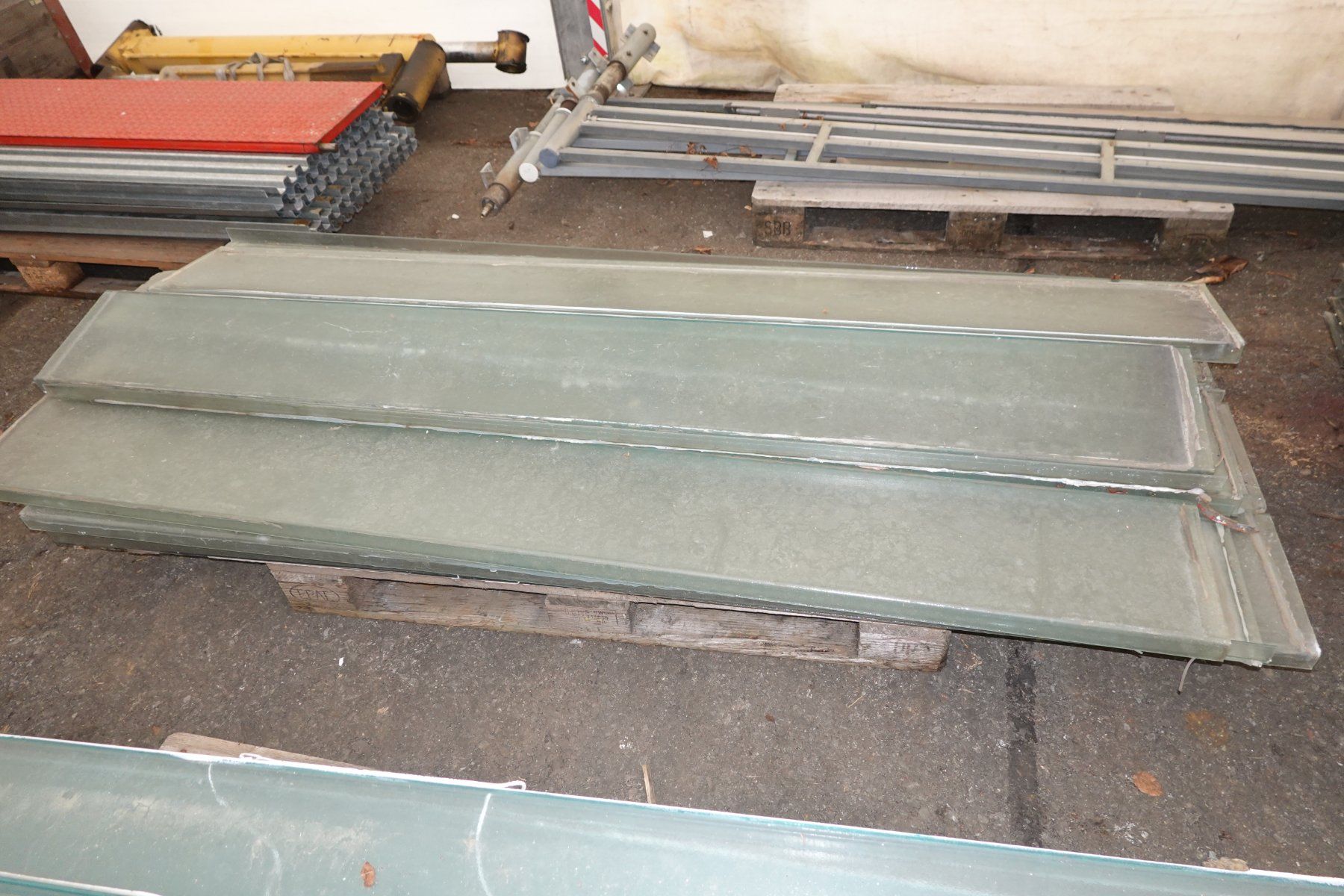 Finestre: Profilitglas /Profilglas K25 – Usato da Brunnen venduto da the-swissman 1