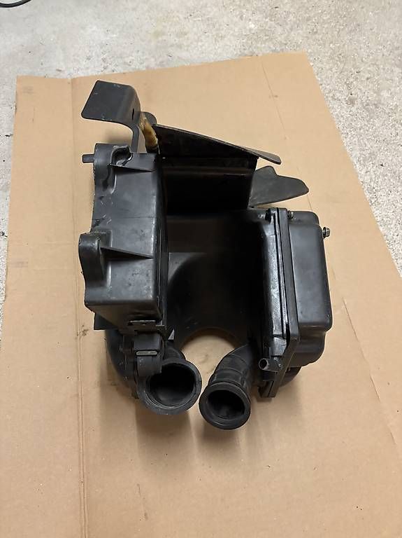 Tutti i ricambio per moto: Luftfilter Box Yamaha  – Usato da Herrliberg venduto da svagi 1
