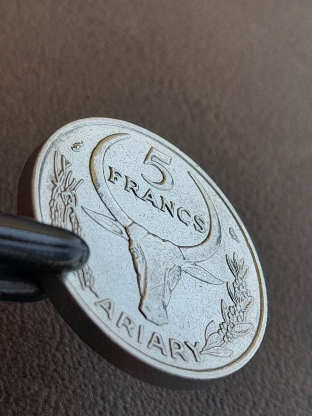 Tutti le monete: 5 Francs Ariary 1967 Madagaskar  – Usato da Basel venduto da Basel_20 2