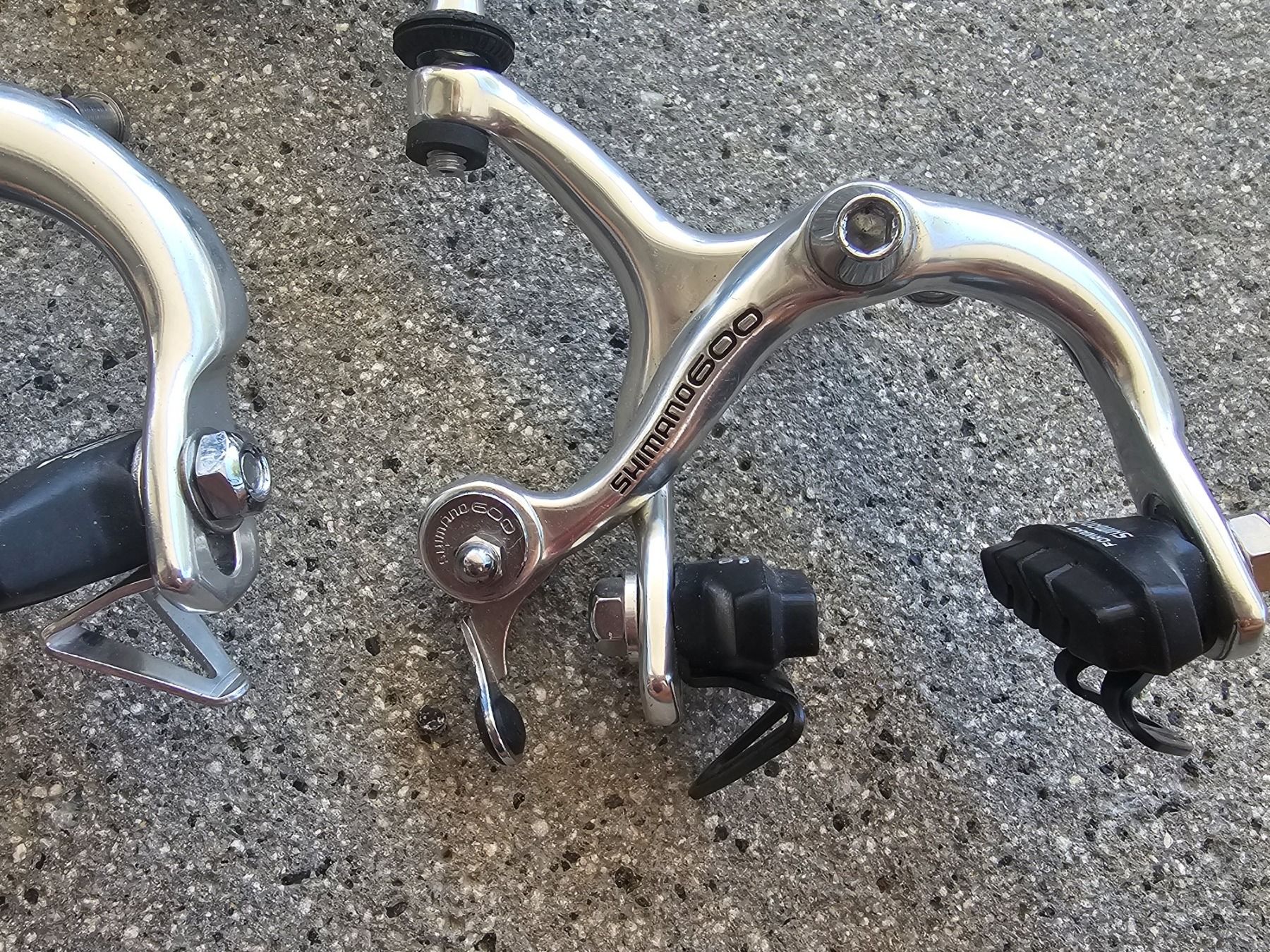Shimano Pezzi di ricambio: SHIMANO 600 Bremsen BR-6207 NEU – Nuovo (secondo la descrizione) da Lengnau AG venduto da Scheslain01 1