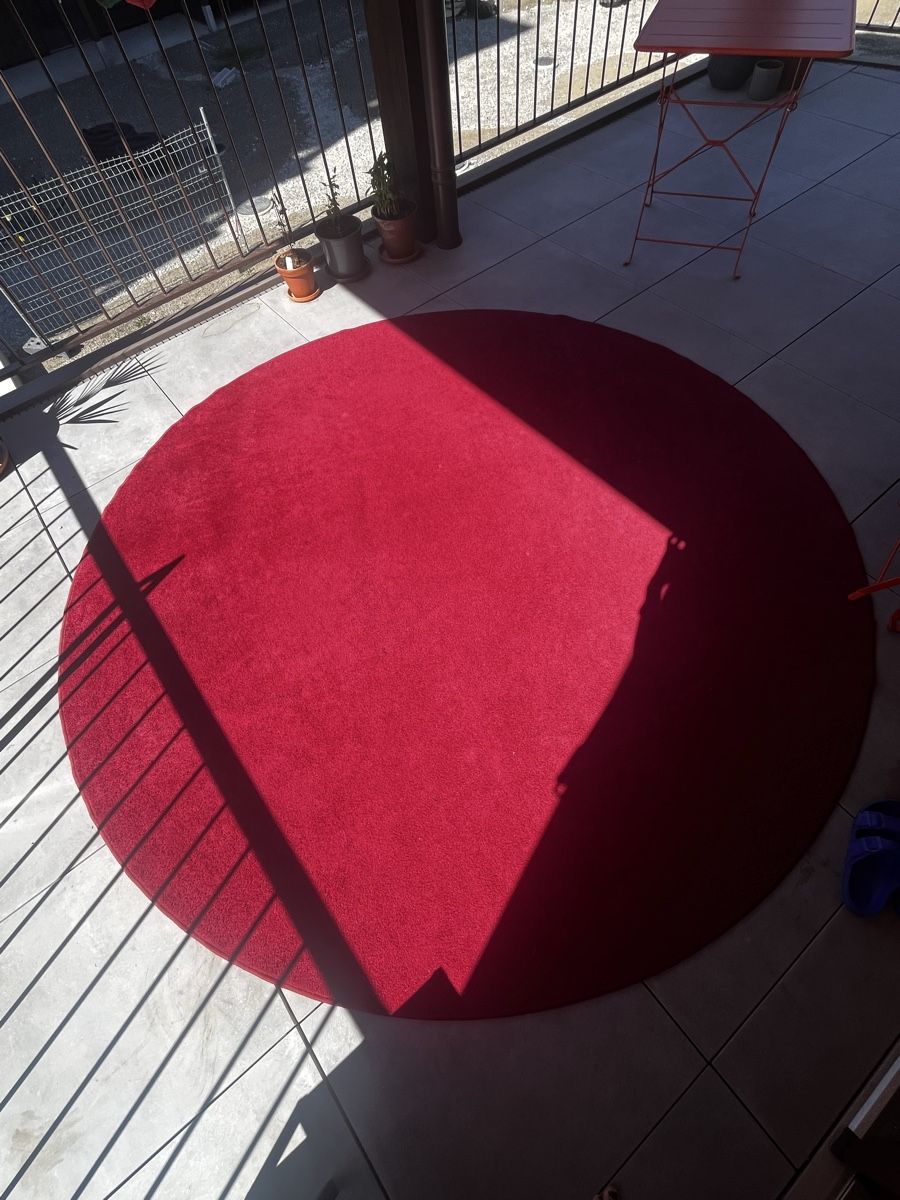 Tapis: Runder Teppich rot – D'occasion à Aarau par nedganz0815