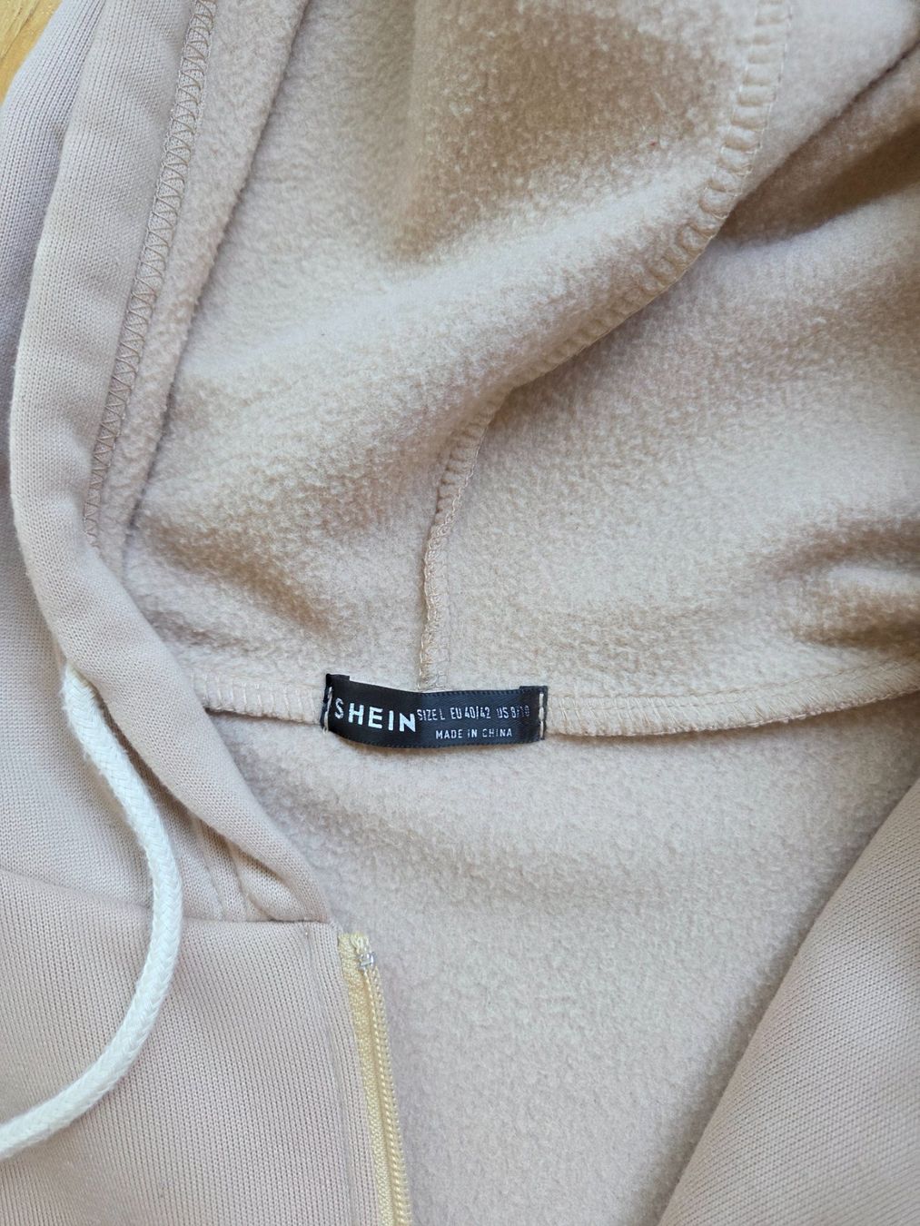 Shein Vestes: Veste zippé beige – D'occasion à Grand-Lancy par jess.gms 1