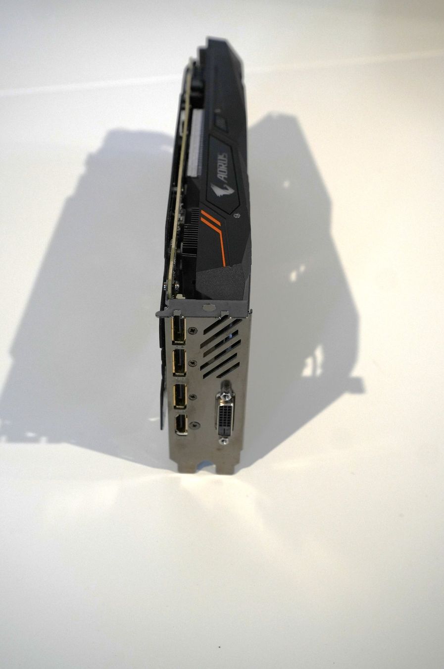 Gigabyte Schede grafiche: GeForce GTX 1060 Aorus Grafikkarte – Usato da Pfyn venduto da maagja 2