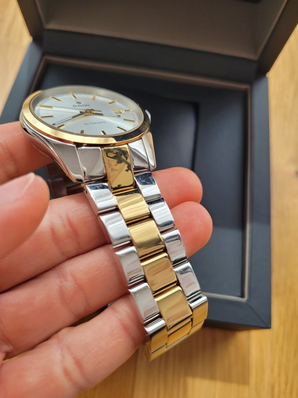 Rado Uhren: Rado HyperChrome S Automatik Damenuhr | – Gebraucht aus Sarnen von B5c7e8 4