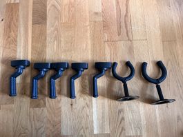 7 Gitarren-Wandhalter – 5x K&M, 2x Universal