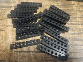 lego 3702 lot de 24 pièces Black Technic, Brick 1 x 8