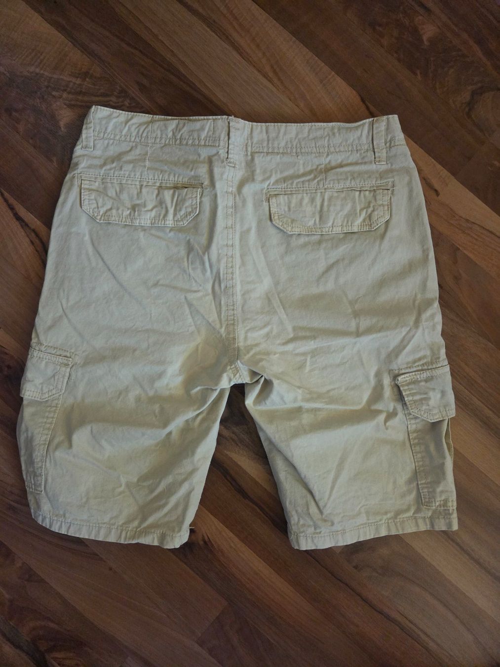 Manor Pantaloni: 2 Shorts Manor Grösse S – Usato da Wattwil venduto da manupf 2
