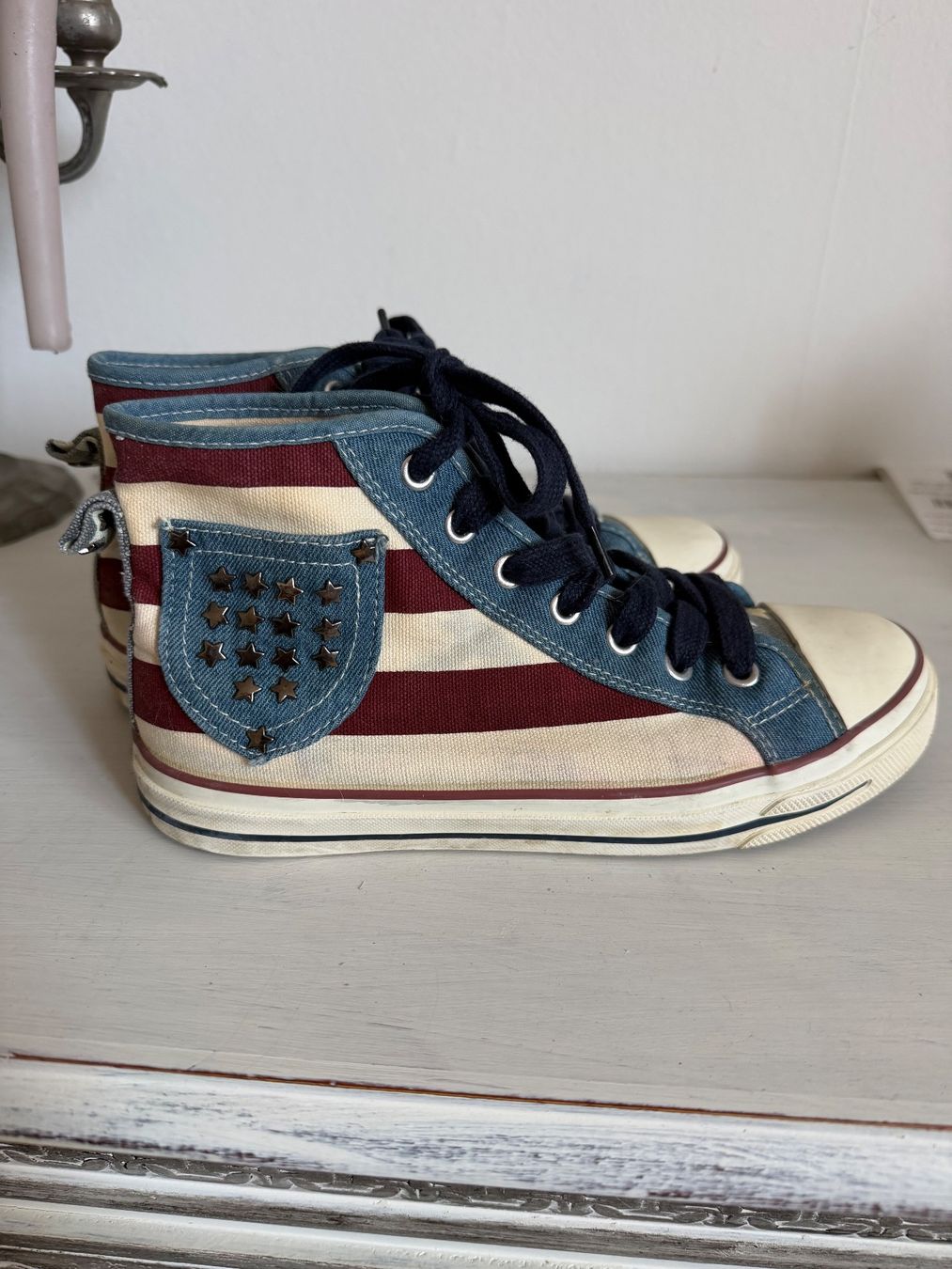 Damenschuhe: Baskets style Converse T 36/37 – Gebraucht aus Dombresson von feline_ne