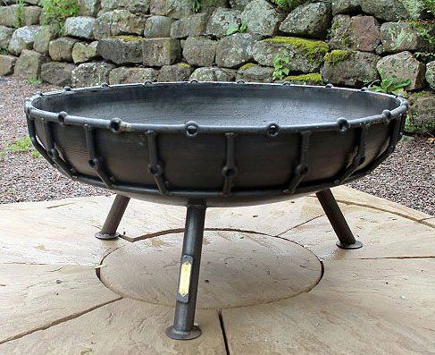 Bracieri: Feuerschale Wikinger, Durchmesser 90 cm – Nuovo e nell'imballaggio originale da Frenkendorf venduto da homar63