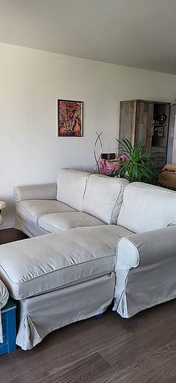 Divani: Ikea EKTORP Sofa – Usato da Russikon venduto da katrinklassen
