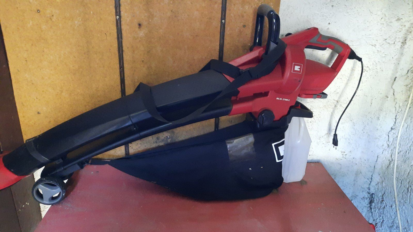 Einhell Soffiatori & Aspiratori per foglie: Einhell Laubsauger RG-EL 2700 E – Usato da Baden venduto da Boroda