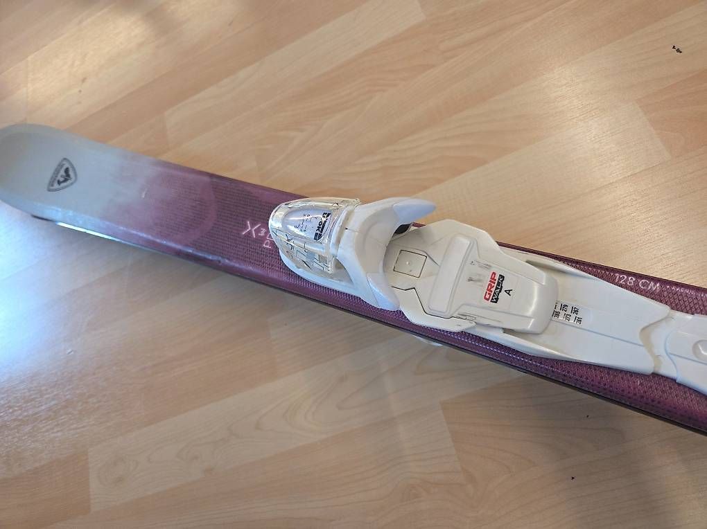 Skis: Kinderski Rossignol 128 cm  – Gebraucht aus Züberwangen von nora3008 1