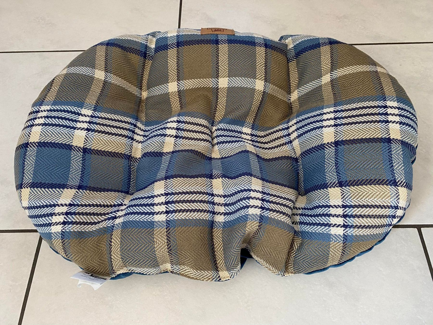 Coperte: Swisspet Hunde- oder Katzenliege Karo - Grösse M – Usato da Eschenbach SG venduto da Sums