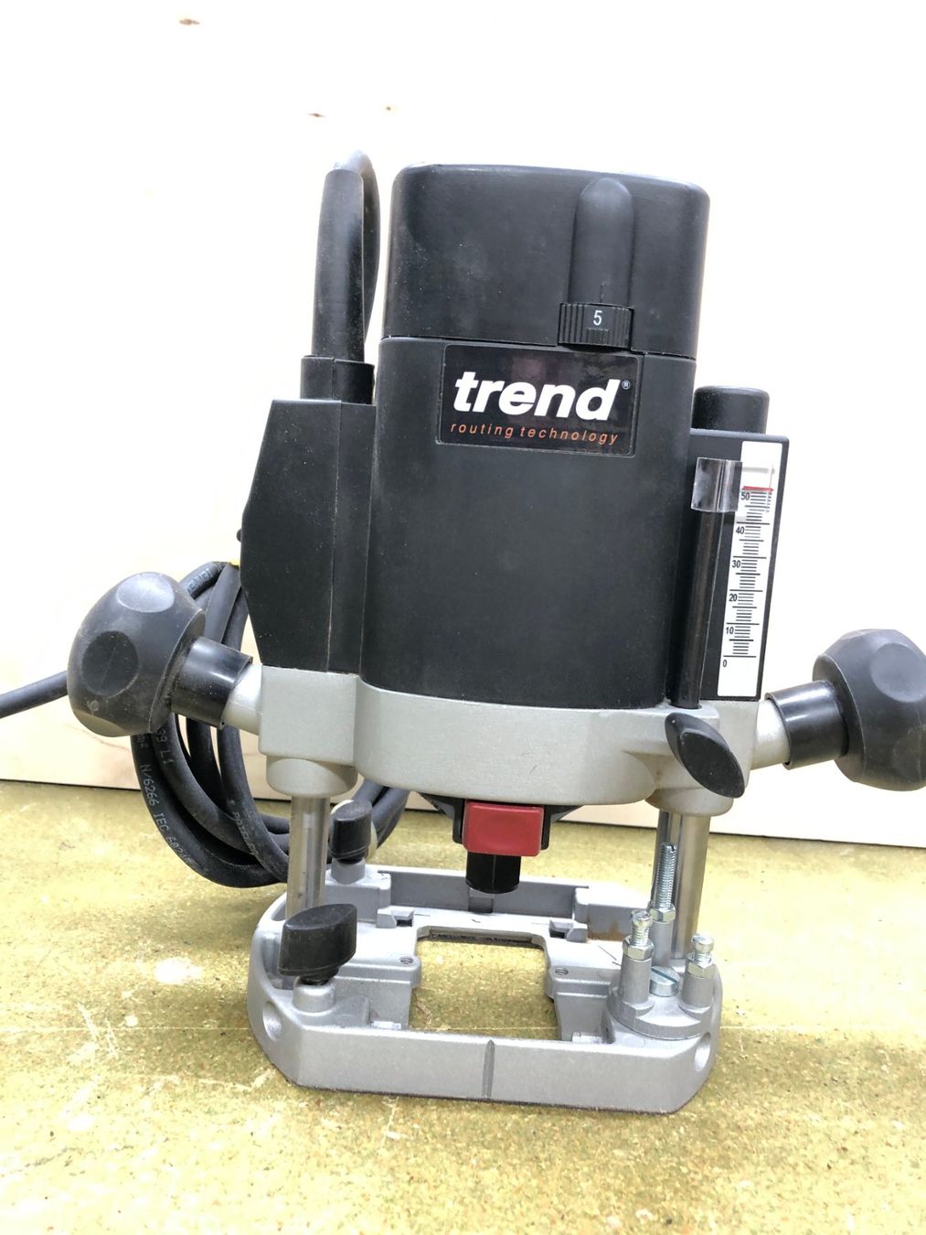 Alle Maschinen: Oberfräse Trend T5E – Gebraucht aus Zürich von  1