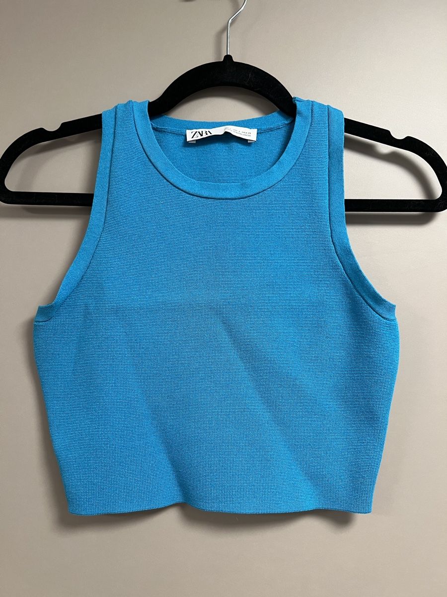 Zara Top: Blue Zara crop top – Usato da Prangins venduto da ale_f88f
