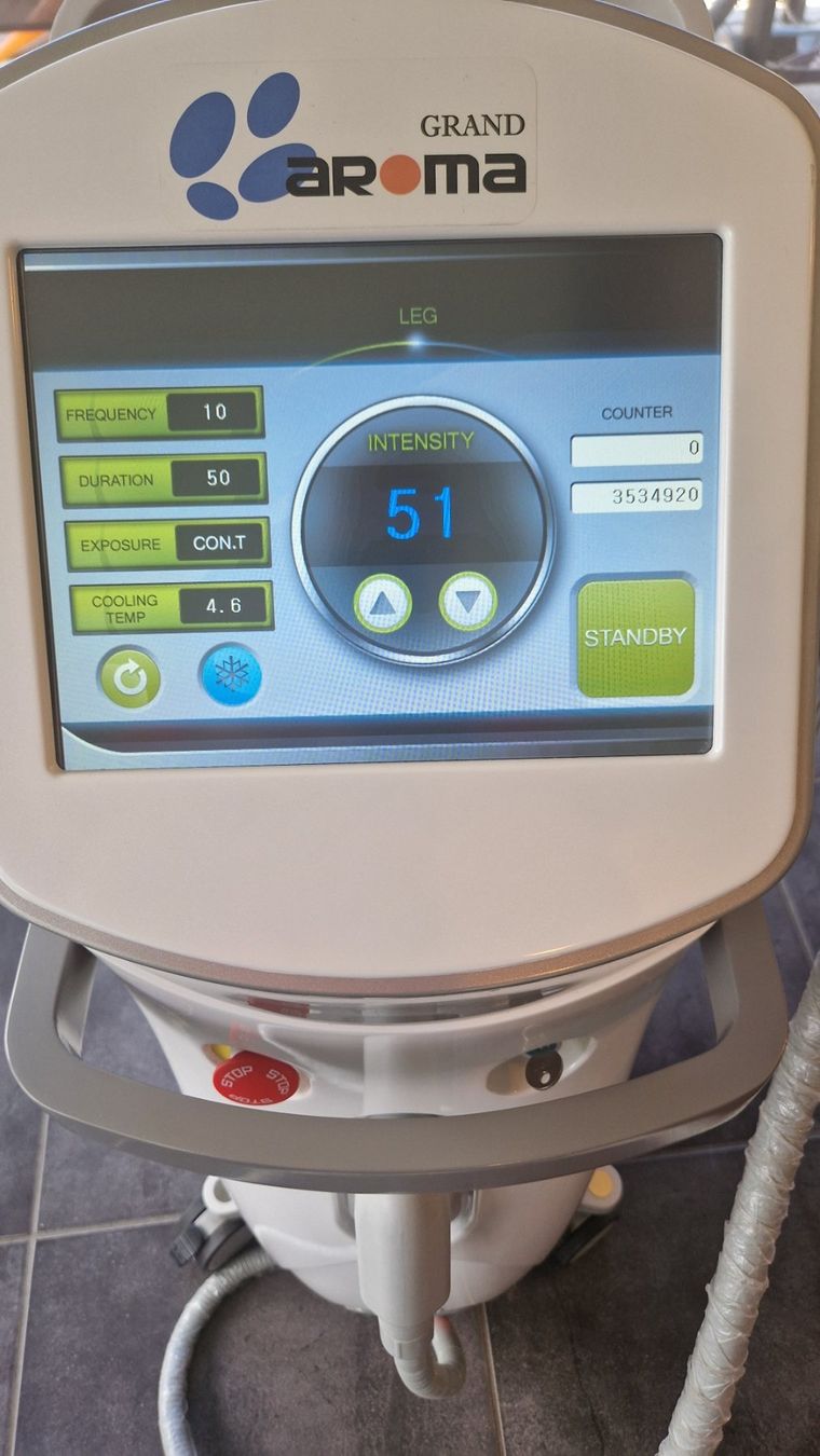 Tutte le macchine: Diodenlaser 808 AROMA – Usato da Salmsach venduto da Schusoa 6