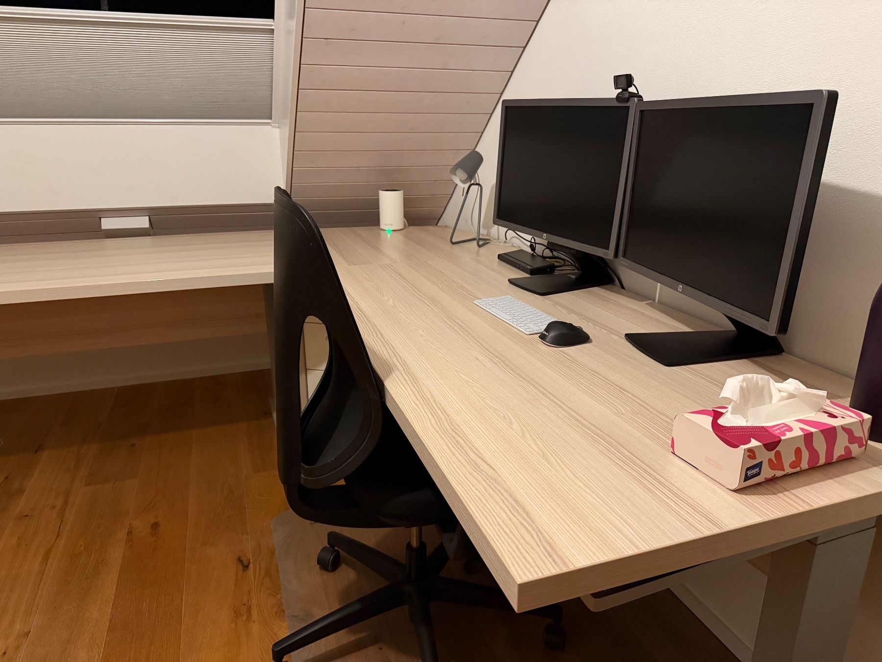 Scrivanie: Eck-Bürotisch Holz – Usato da Matzingen venduto da snahnielk