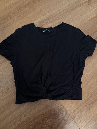 Schwarzes Zara T-Shirt mit Knoten, Grösse S, Top Zustand