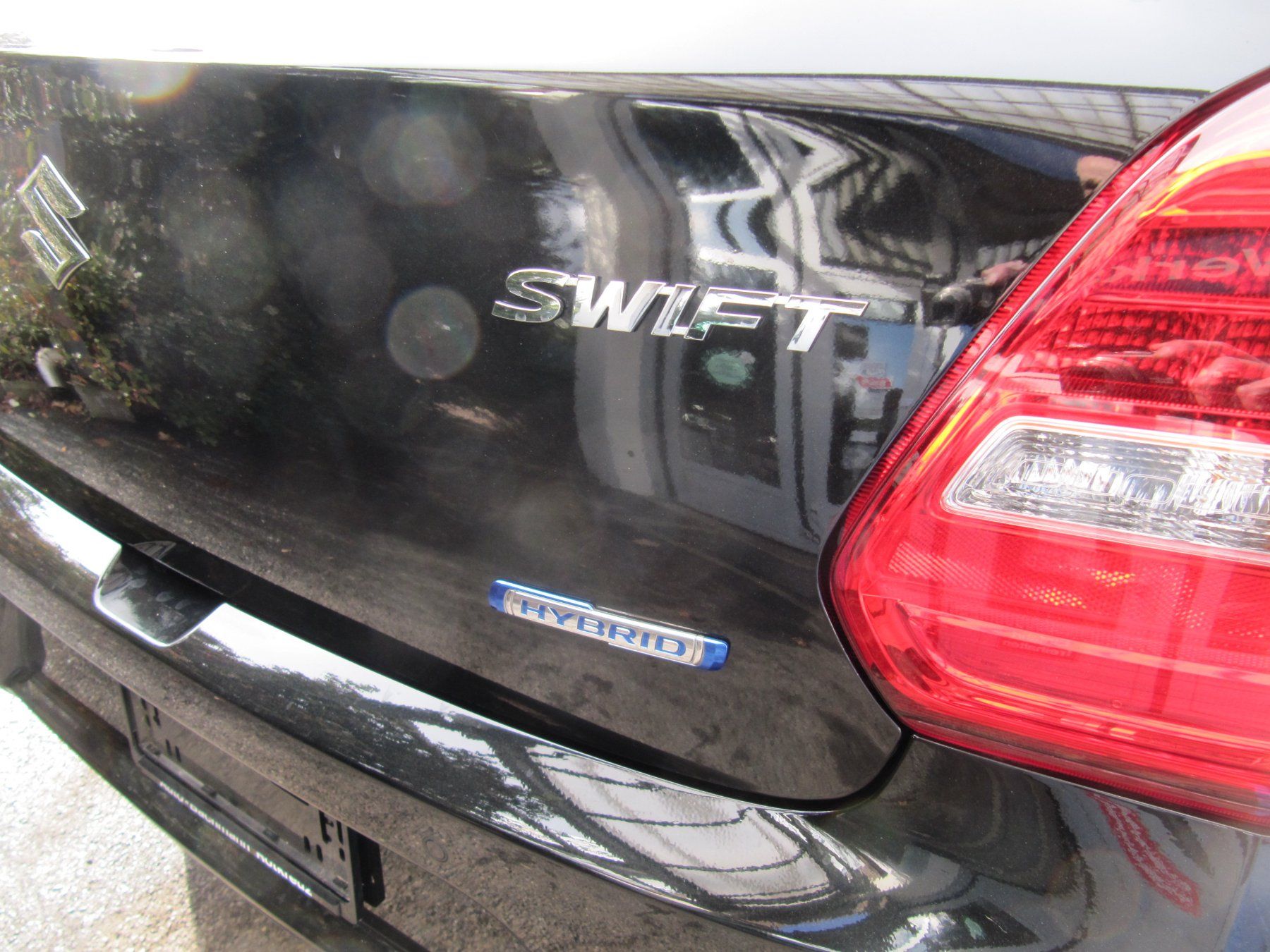 Suzuki Automobili: Suzuki Swift 1.2 Top Hybrid – Usato da Rotkreuz venduto da auto-bachmann