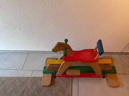 Holzschaukelpferd