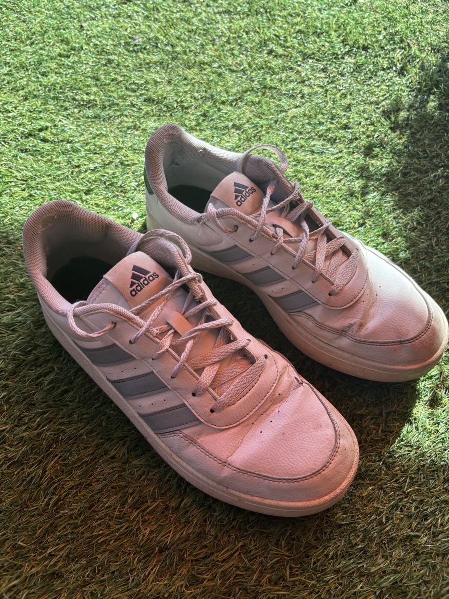 Adidas Herrenschuhe: Sneaker Adidas 44 M – Gebraucht aus Carabbia von ila_2jjj