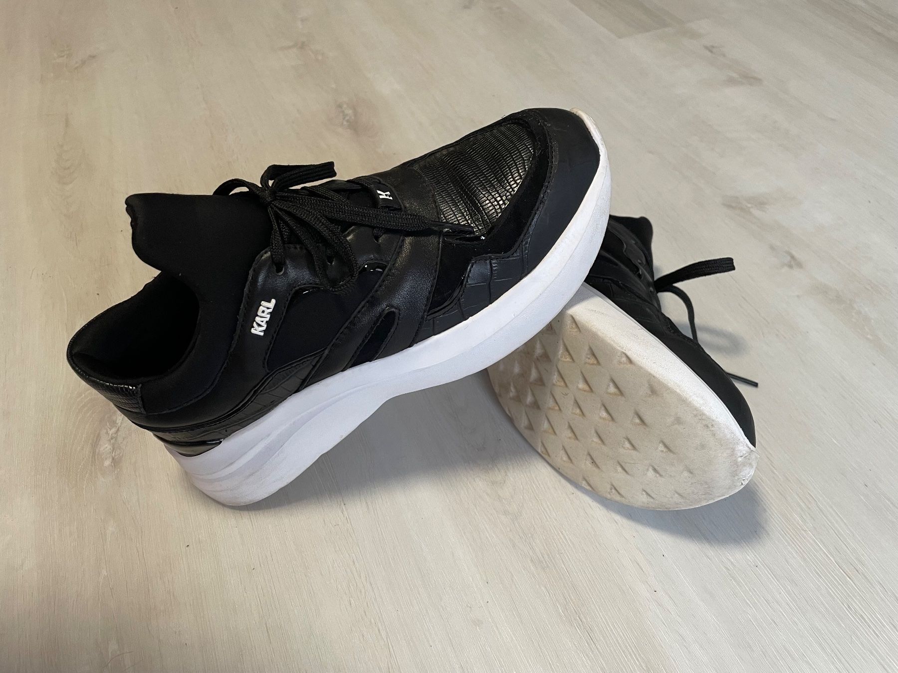 Karl Lagerfeld Scarpe da uomo: Karl Lagerfeld Sneaker – Usato da Morschach venduto da Schmid097