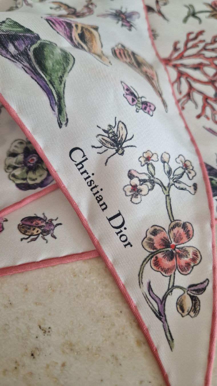 Dior Foulard & Sciarpe: foulard Dior – Nuovo (secondo la descrizione) da Collombey venduto da Preloveditems 1