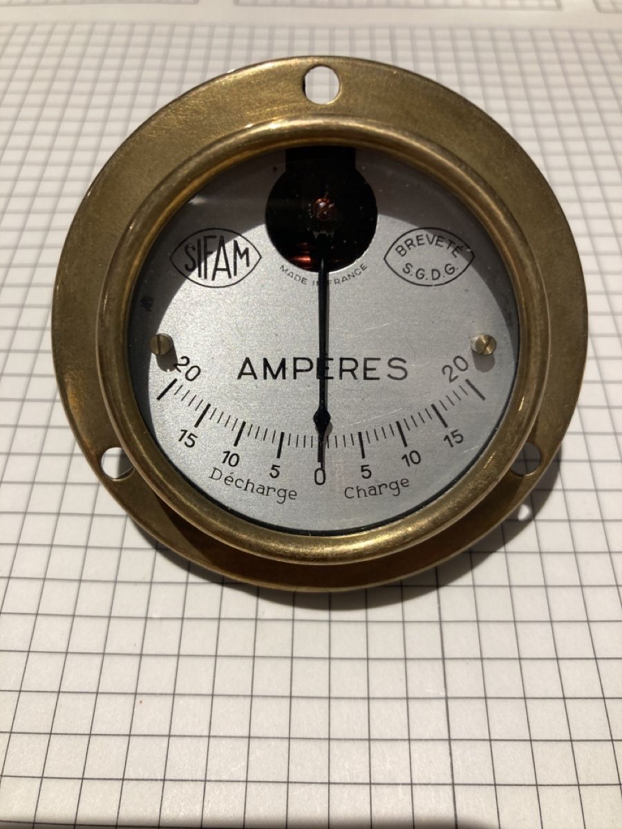 Tutti pezzi di ricambio auto: Amperemeter SIFAM AMPÈRES – Usato da Roveredo GR venduto da Oldtimer4ever