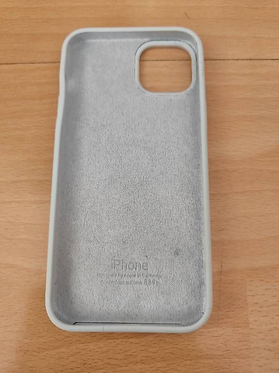 Apple Cover & Protezioni schermo: iPhone 15 Plus Hülle Silikon Hellblau – Nuovo (secondo la descrizione) da Unterägeri venduto da sandaime 1