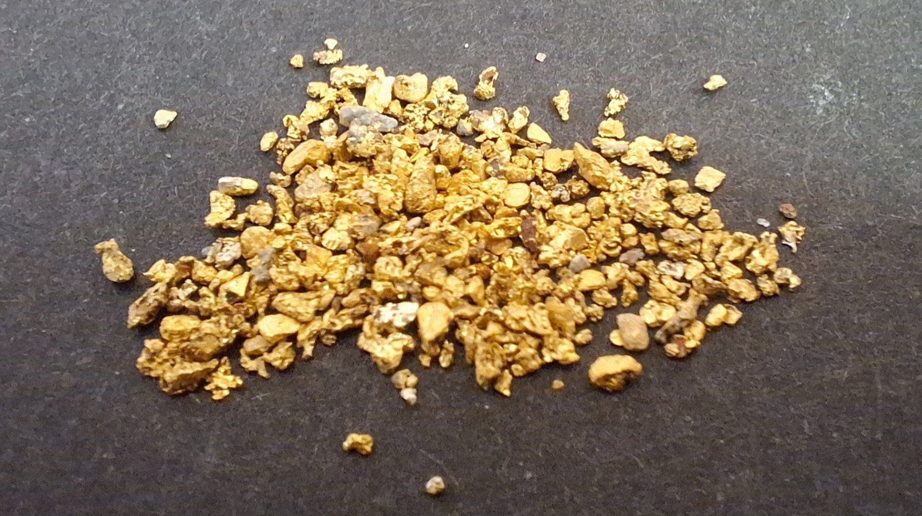 Edelmetalle: Schweizergold Goldnugget Graubünden – Gebraucht aus Weier im Emmental von GoldvorkommenSchweiz
