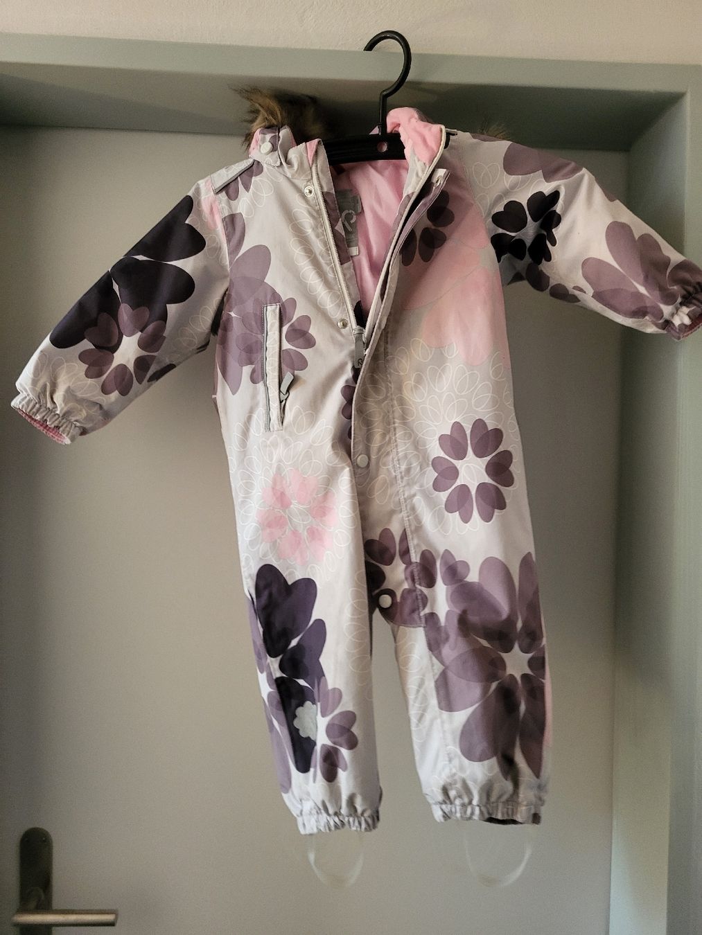 Reima Completi: Overall Reima mit Blumenmuster, Grösse 86 – Usato da Rottenschwil venduto da stejung